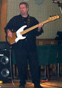 Doghouse R&B Band, Dave Sumner